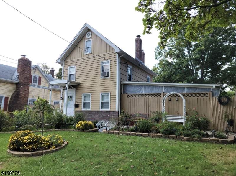 442 New Market Rd - Photo 1