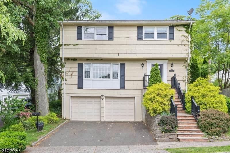 9 Baltusrol Rd - Photo 1
