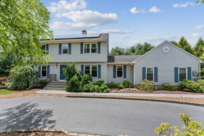 8 Titus Ct - Photo 1