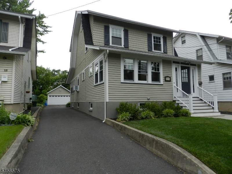 17 Orchard Rd - Photo 1