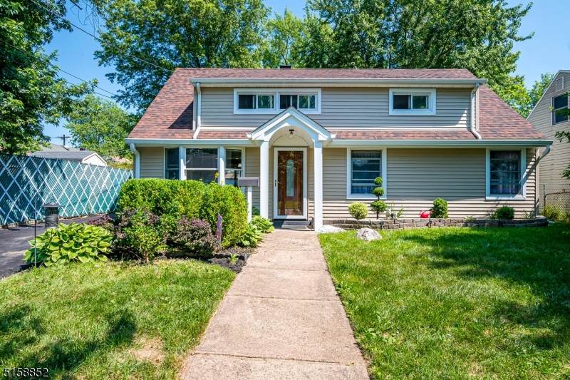 121 Homes Park Ave - Photo 1