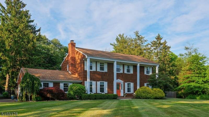 2 Hillcrest Rd - Photo 1