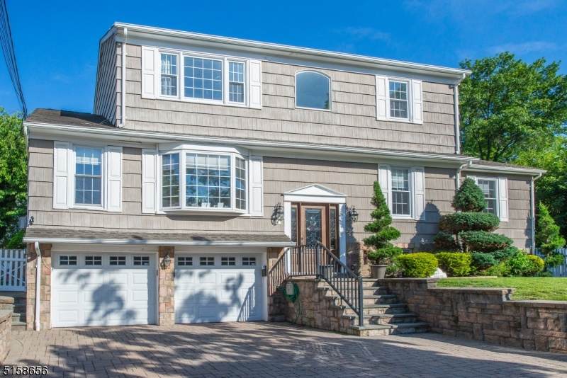 21 Andrew Ct - Photo 1