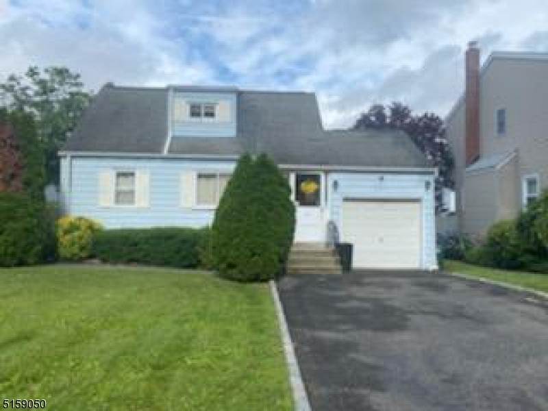 10 Windsor Dr - Photo 1
