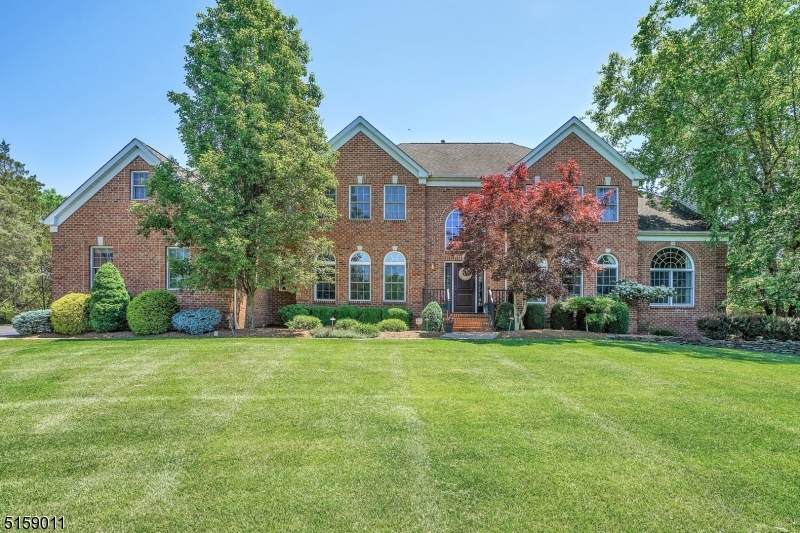 8 Dumont Ct - Photo 1