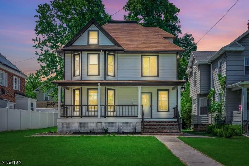 205 W 4th Ave - Photo 1