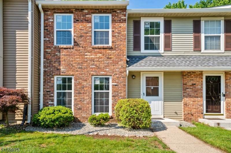72 Boxgrove Pl - Photo 1