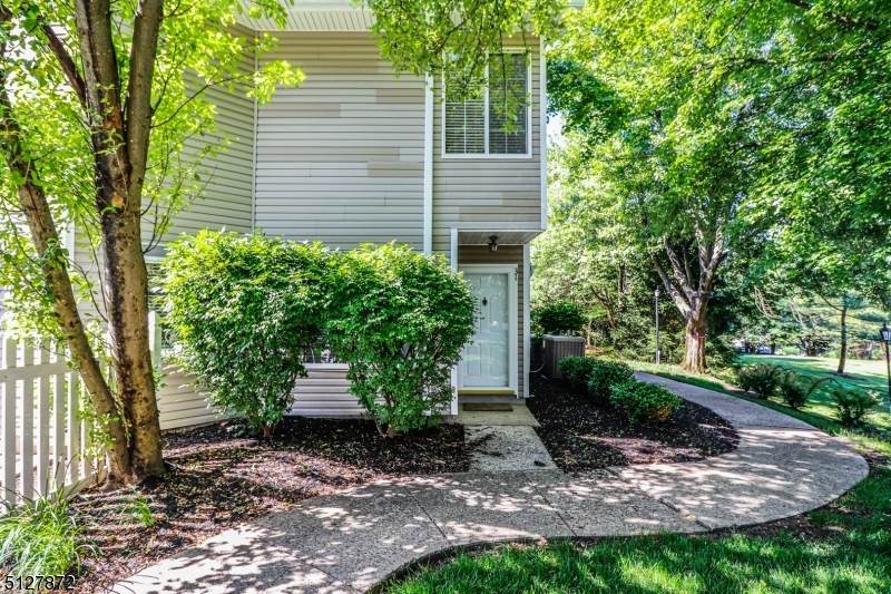 31 Morgan Ct - Photo 1
