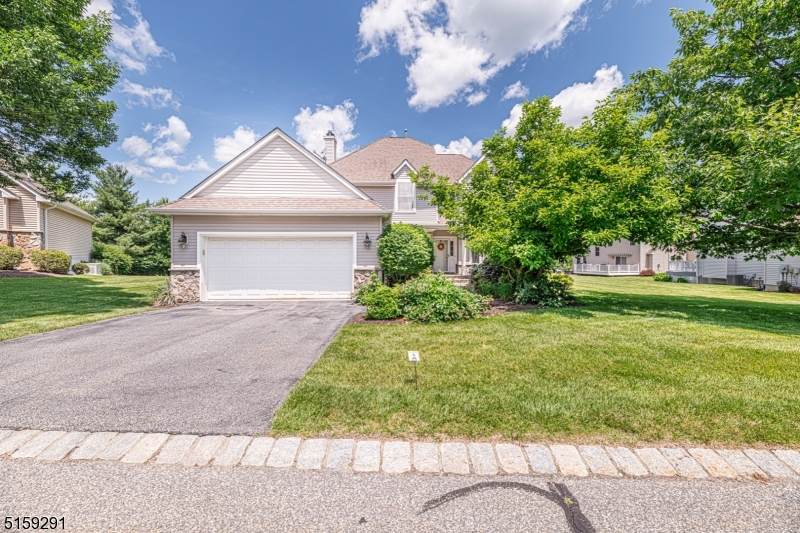 9 Fenfield Ct - Photo 1