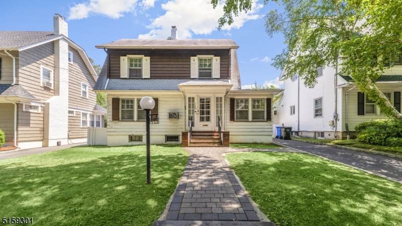 149 Wood St - Photo 1