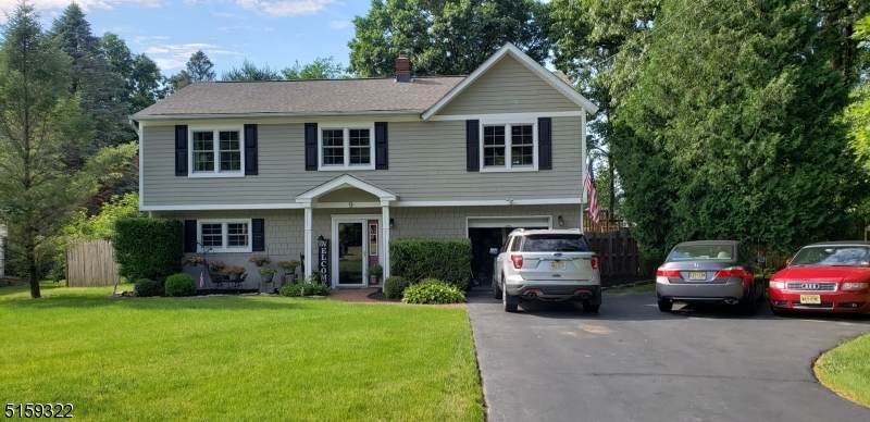 9 Oak Ridge Rd - Photo 1