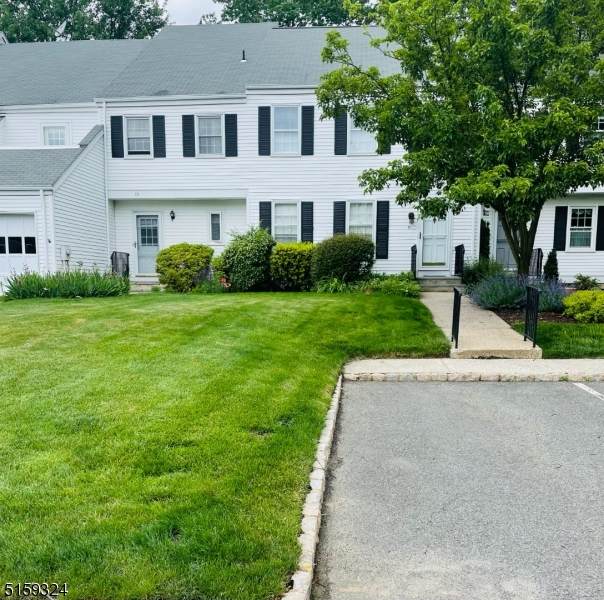 71 Hampshire Dr - Photo 1