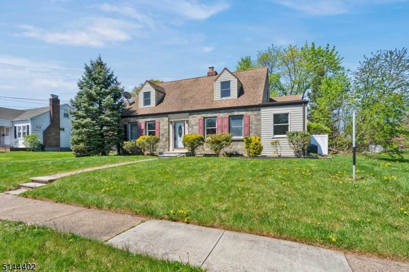 345 N 8Th Ave - Photo 1
