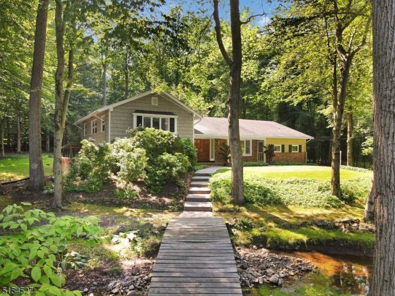 43 Skyline Drive - Photo 1