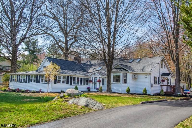 245 Diamond Spring Rd - Photo 1