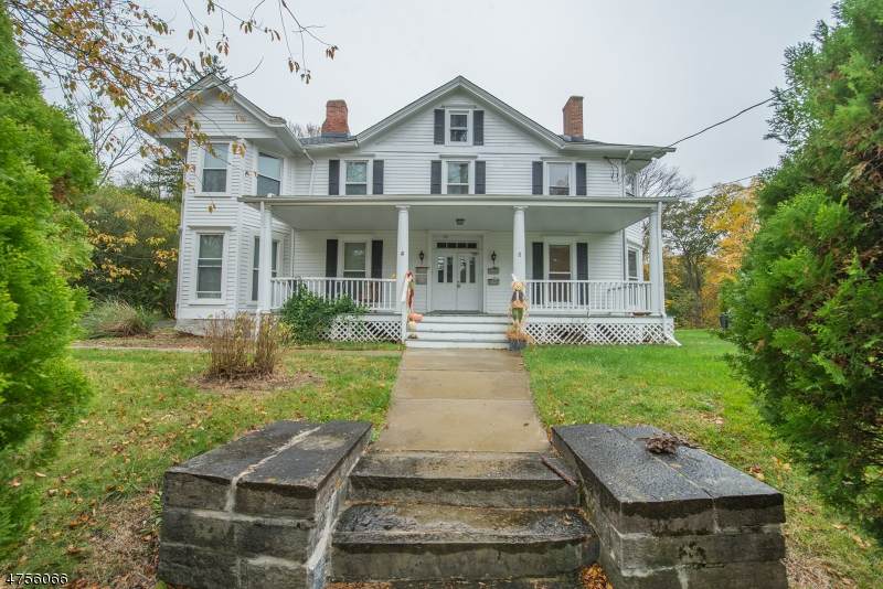 55 Madison St - Photo 1