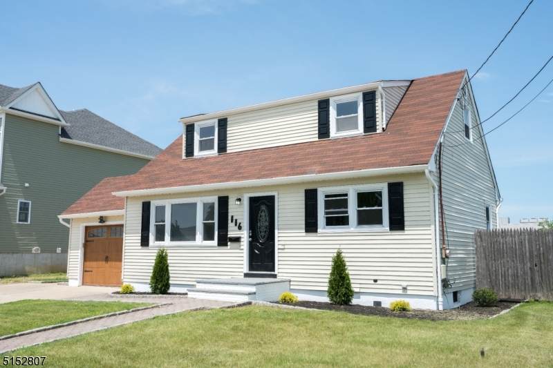 116 Valerie Dr - Photo 1
