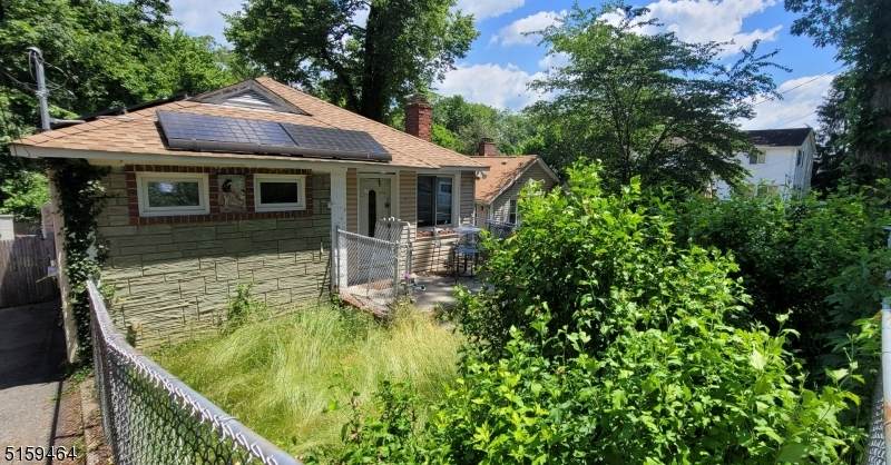 7 Central Ave - Photo 1