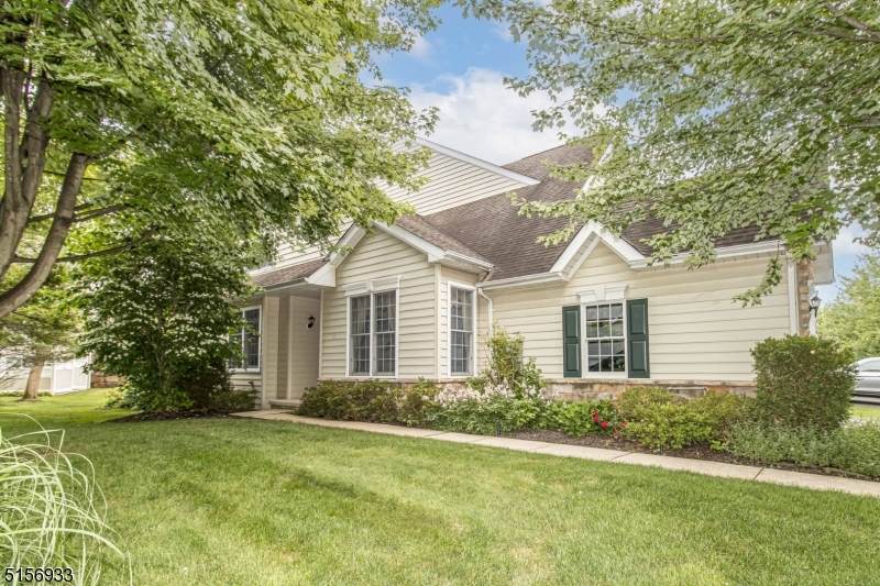 21 Patriot Hill Dr - Photo 1