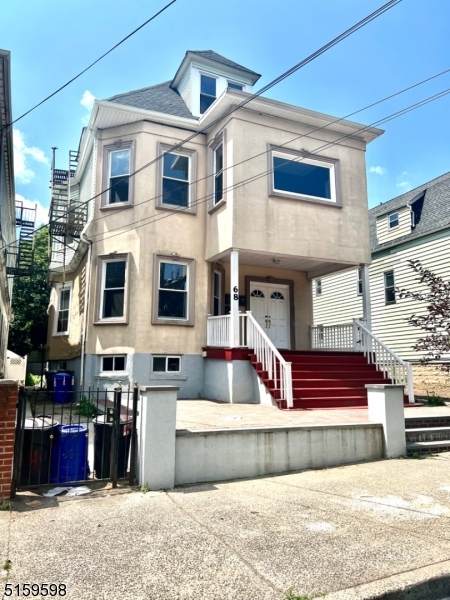 68 Millington Ave - Photo 1