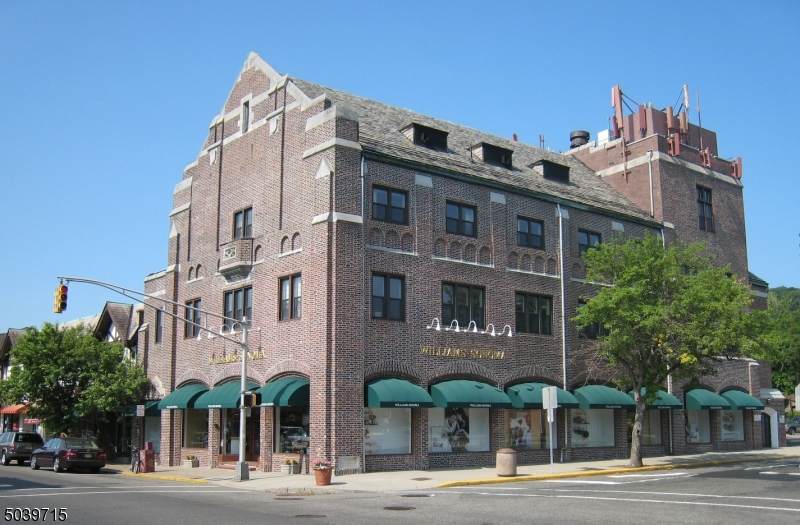 248 Lorraine Ave Suites 7&8 - Photo 1