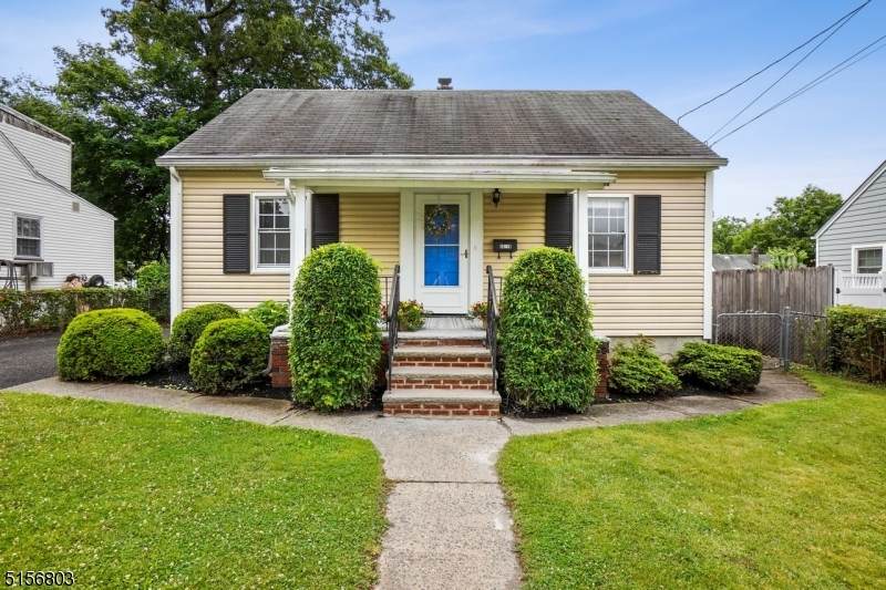 33 Norwood Dr - Photo 1