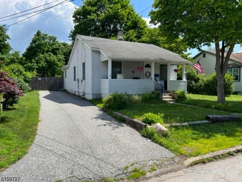 33 Butler St - Photo 1