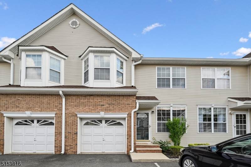 11 Gallop Ln - Photo 1