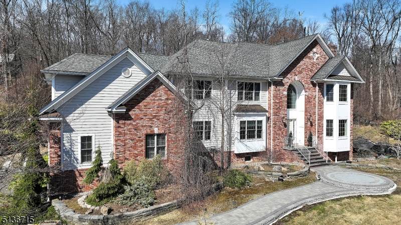 15 Brookstone Drive - Photo 1