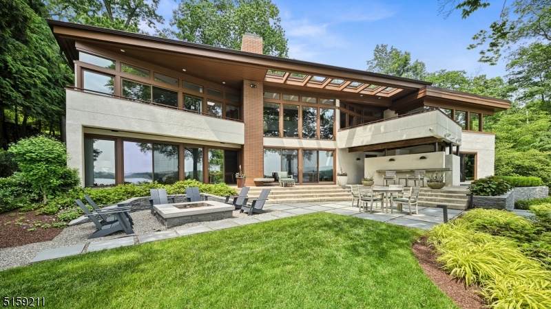 1172 Pines Lake Dr - Photo 1