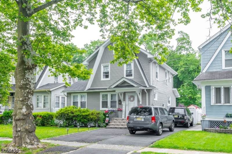 343 W 3rd Ave - Photo 1