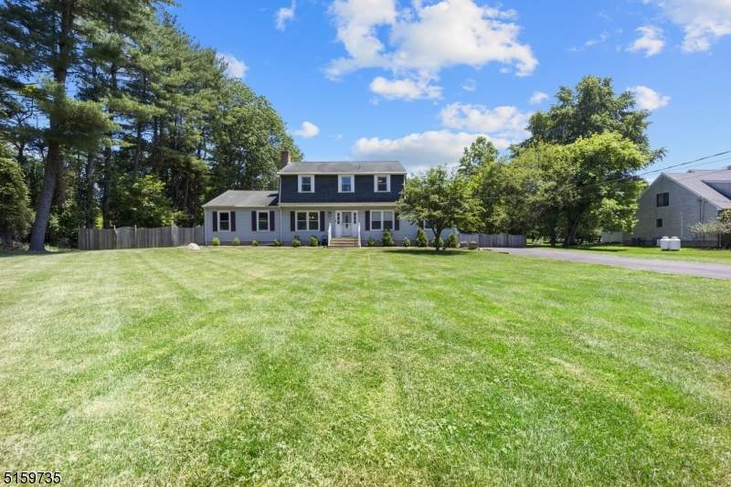 524 Hamden Rd - Photo 1