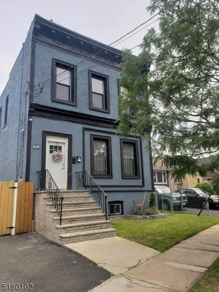 307 W Blancke St - Photo 1
