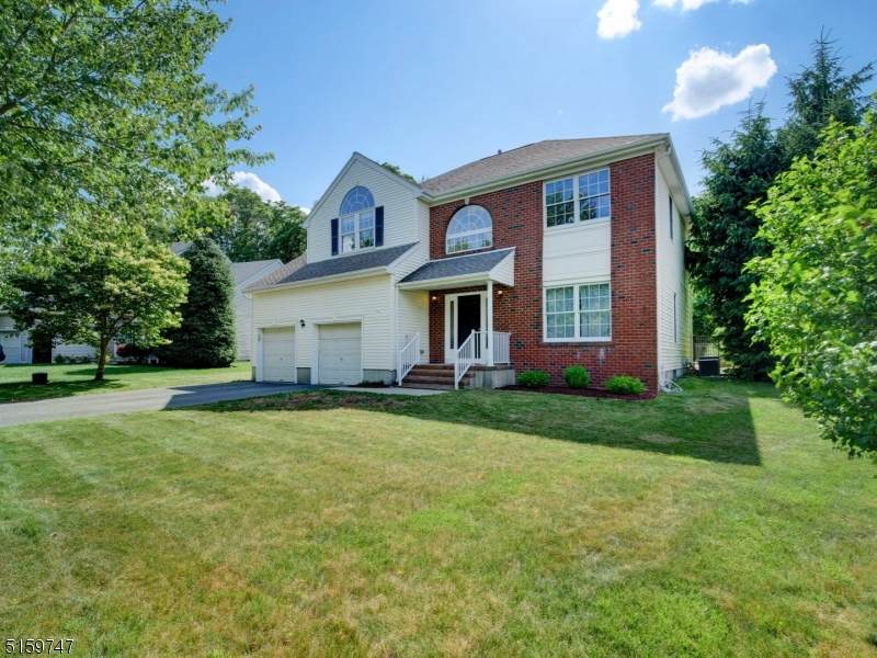 15 Cooper Dr - Photo 1
