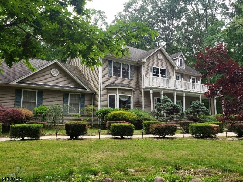 3 Pondview Ln - Photo 1