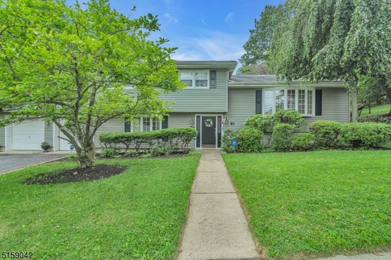 81 Birchwood Ter - Photo 1