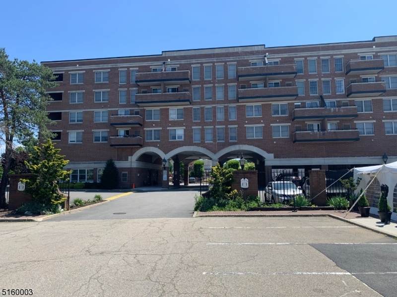 29 Iron Forge Sq - Photo 1