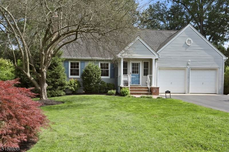 17 Dogwood Lane - Photo 1