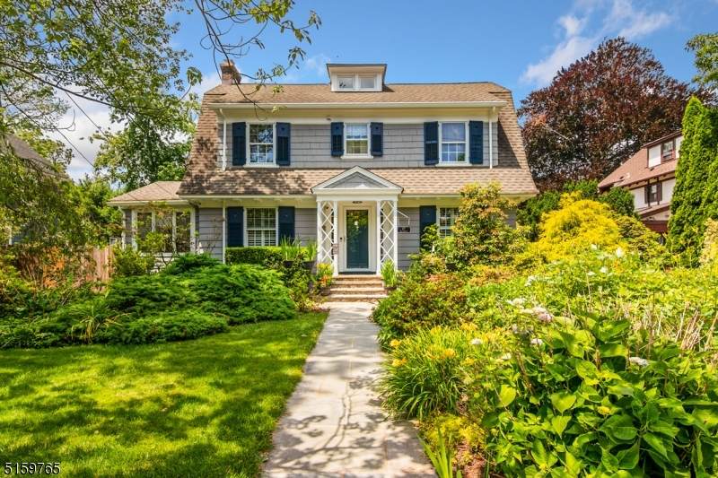 67 Elm St - Photo 1