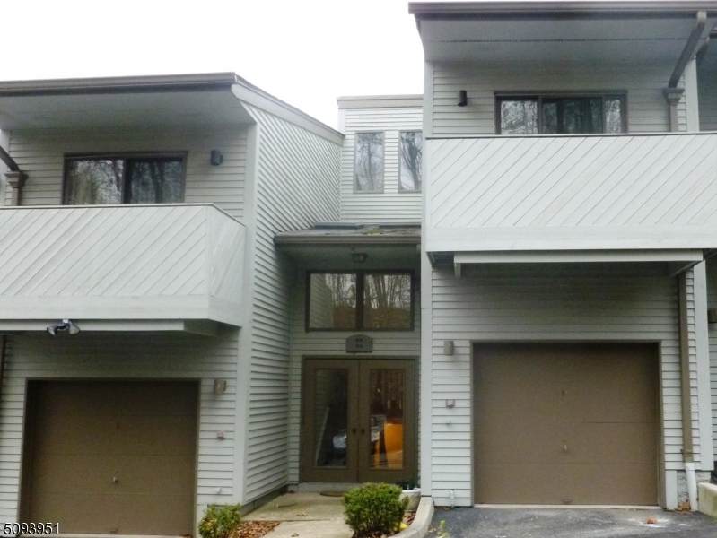 99 Adams Ter - Photo 1