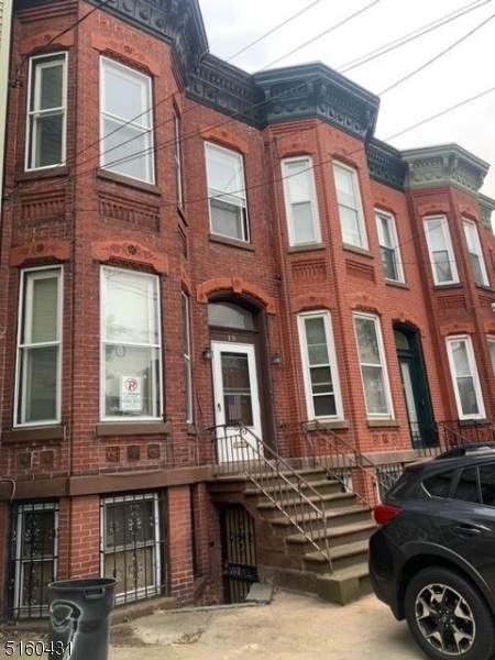 19 Glenwood Ave - Photo 1