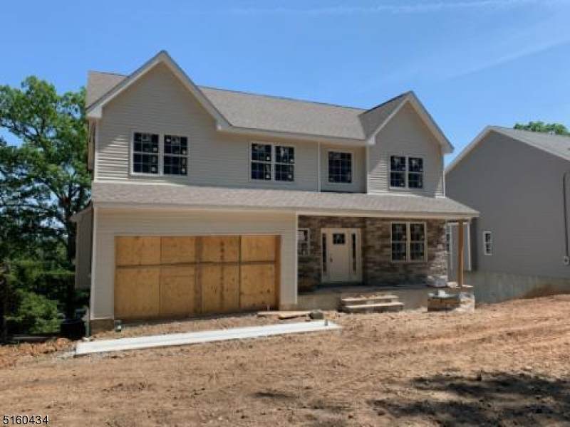 153 Interhaven Ave - Photo 1
