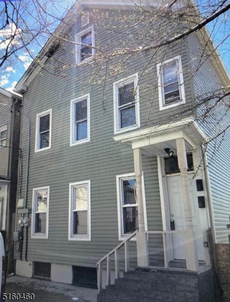 187 Clinton St - Photo 1
