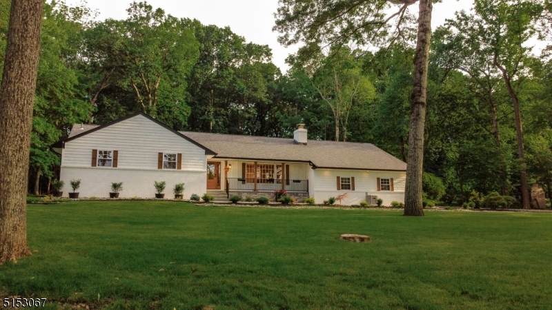 132 Mountainview Rd - Photo 1