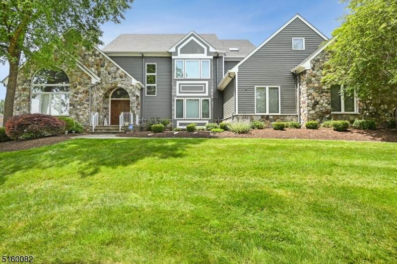34 Mark Twain Dr - Photo 1