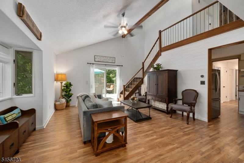 317 Midway Dr - Photo 1