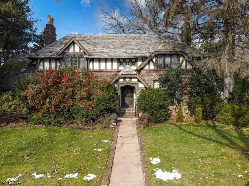 25 Denman Pl - Photo 1