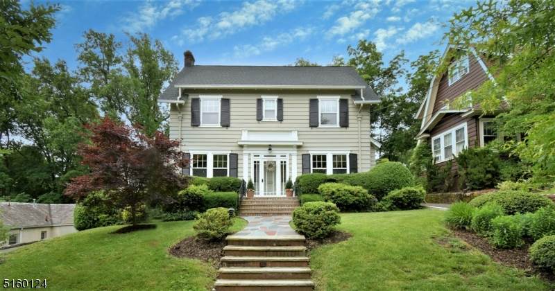 12 Collinwood Rd - Photo 1