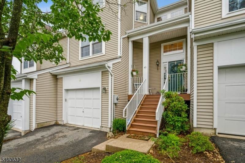 43 Woodmont Dr - Photo 1