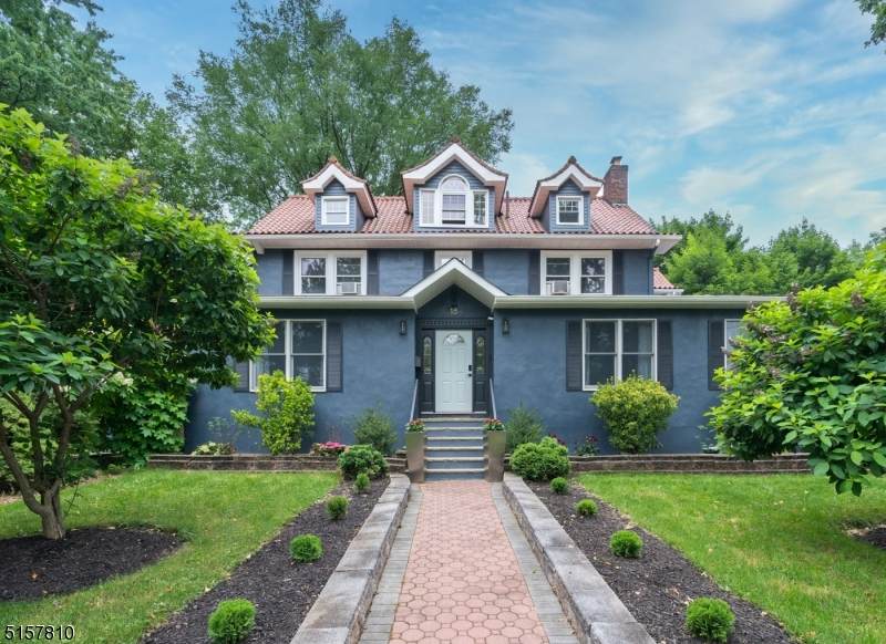 18 Midland Blvd - Photo 1